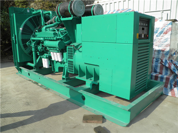 彭山发电机租赁-厂家给大家介绍发电机失磁现象