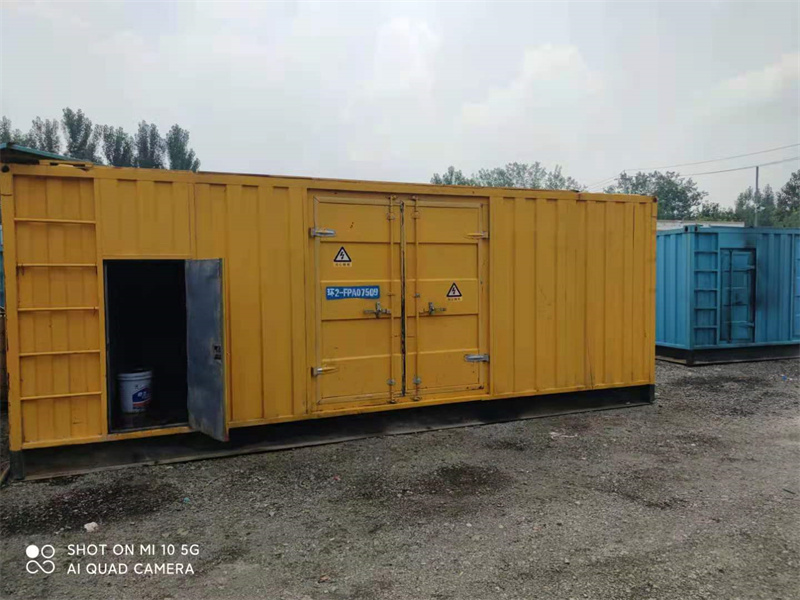 彭山200KW柴油发电机组需要配备什么型号的电缆线？
