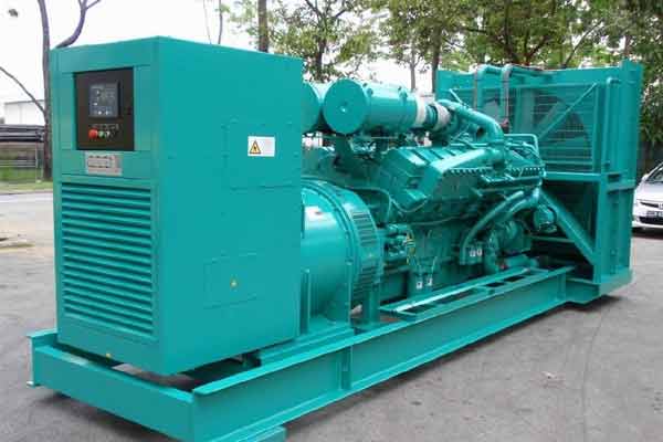 彭山柴油发电机组电压不稳定怎样维修？