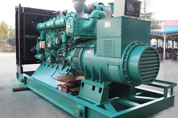 彭山工厂发电机应急发电中如何优化燃油储备管理？