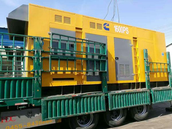 彭山测量水冷式机油散热器密封件尺寸时的注意事项有哪些？