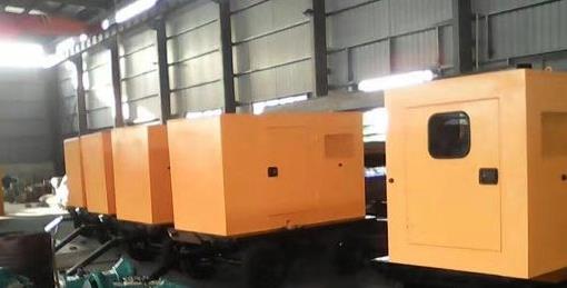 彭山柴油发电机组冬季启动后需要进行哪些检查和操作？